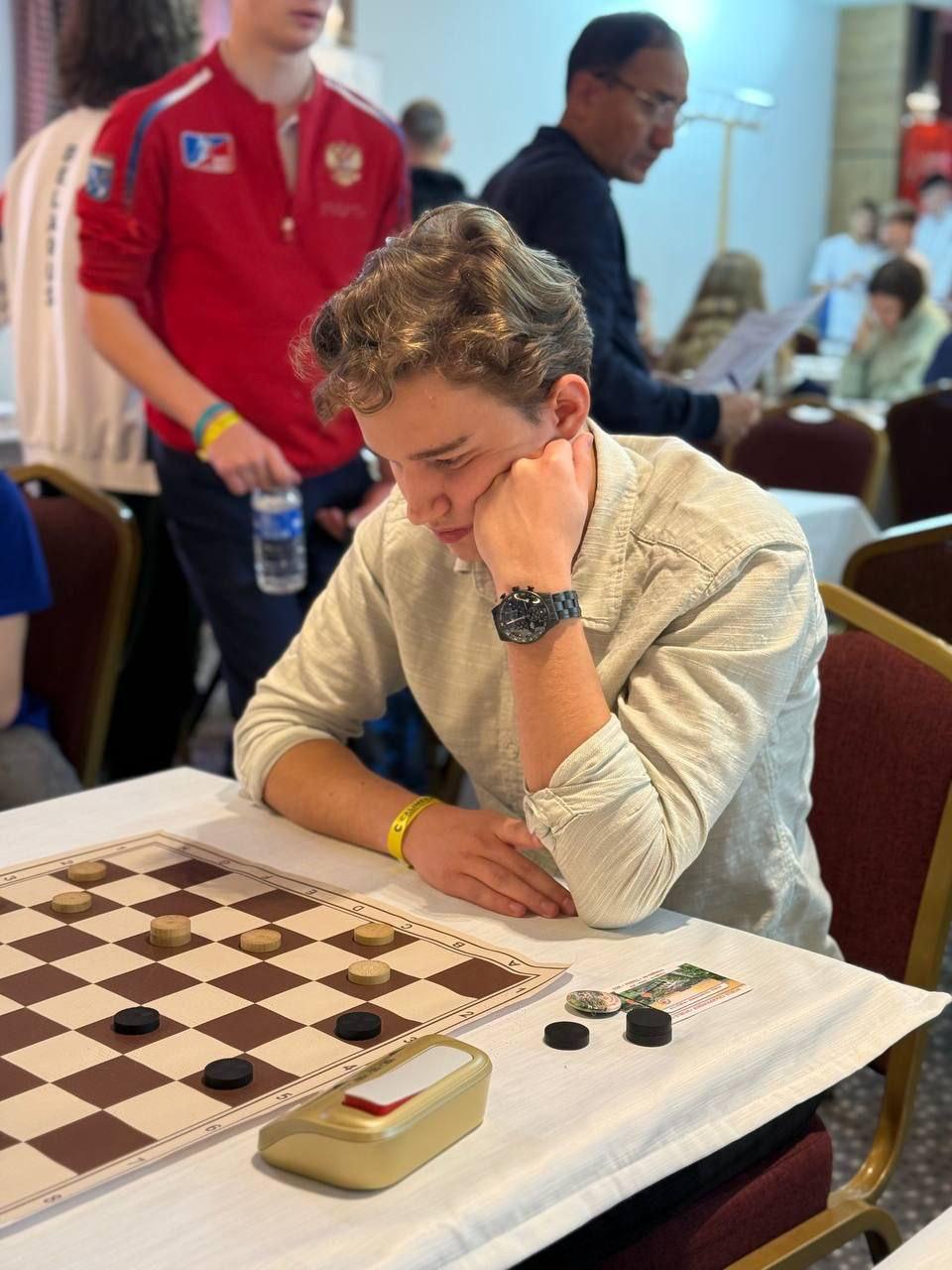 Шашисты из Ленобласти успешно выступили на международных соревнованиях Шашисты из Ленобласти успешно выступили на международных соревнованиях