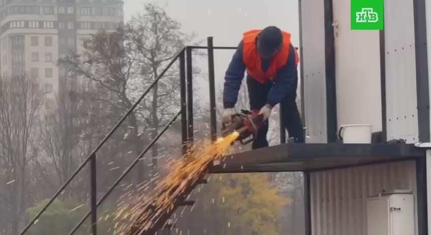 Галерную гавань освобождают от незаконных построек