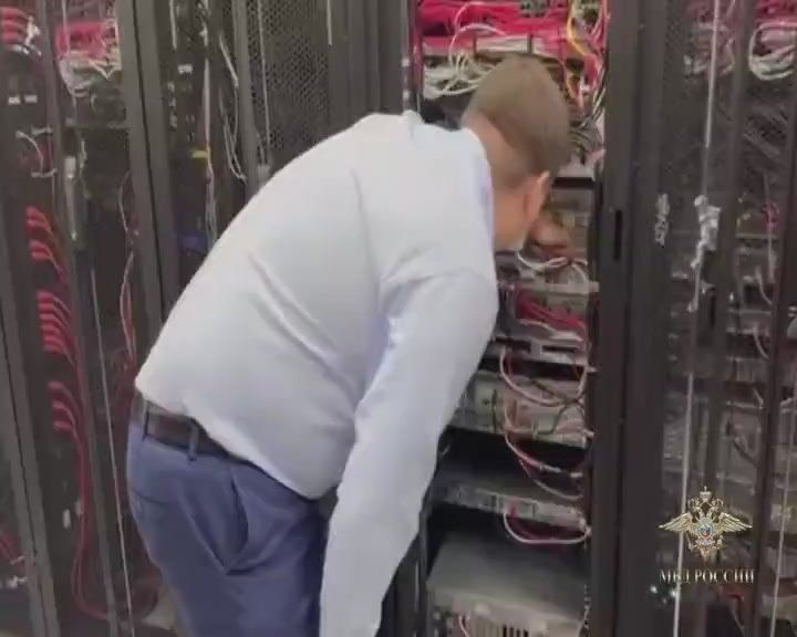 Работу одного из крупнейших Telegram-ботов по распространению персональных данных россиян пресекли