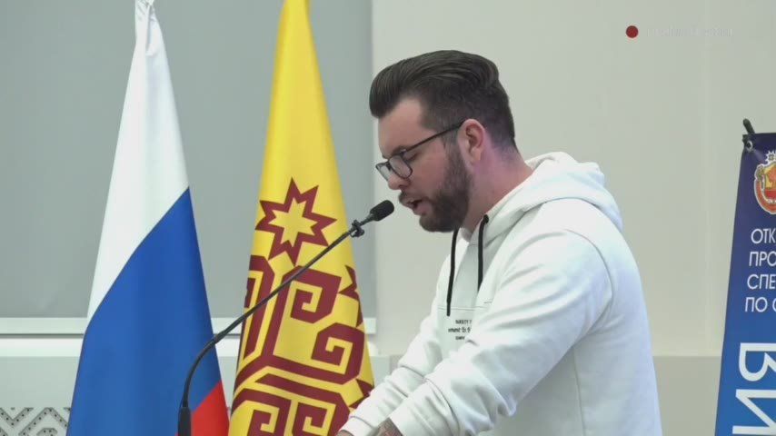 Сел изучать концепцию профессии «социального архитектора»