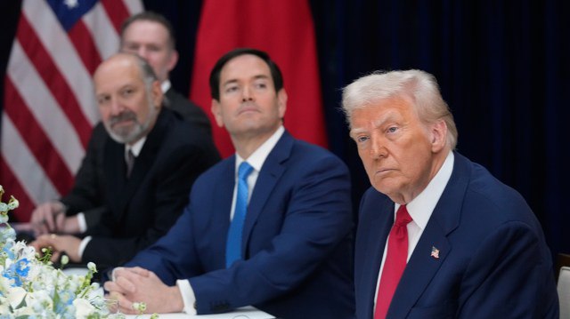 Малек Дудаков: Приближающийся конец 2025 года MAGA-коалиция Трампа встречает в условиях серьёзного раздрая