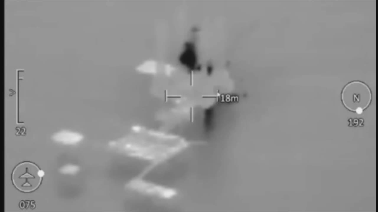 Сегодня ночью противник из состава ГУР предпринял очередную атаку на одну из подконтрольных российскому спецназу СПБУ в Чёрном море с применением ударных БЭК и БЭК-носителей FPV-дронов