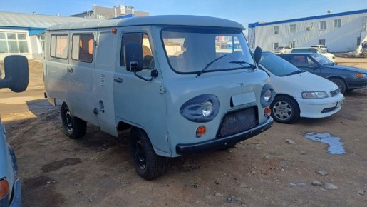 Закупаем для штурмовиков 37 отдельной гвардейской мотострелковой бригады группировки "Восток" ВС РФ из Бурятии автомобиль УАЗ "Буханка" (на фото)