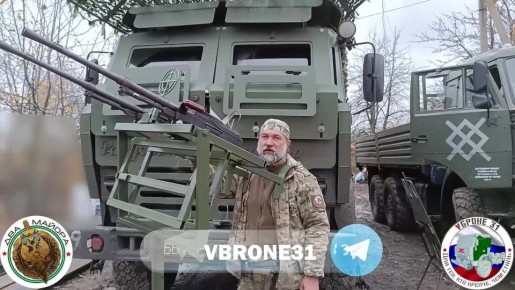 Два майора: Фронтовая броня. И вновь про Стойки для "мини ПВО"! Передали в подразделение очередную стойку для спаренных пулеметов ПКТ