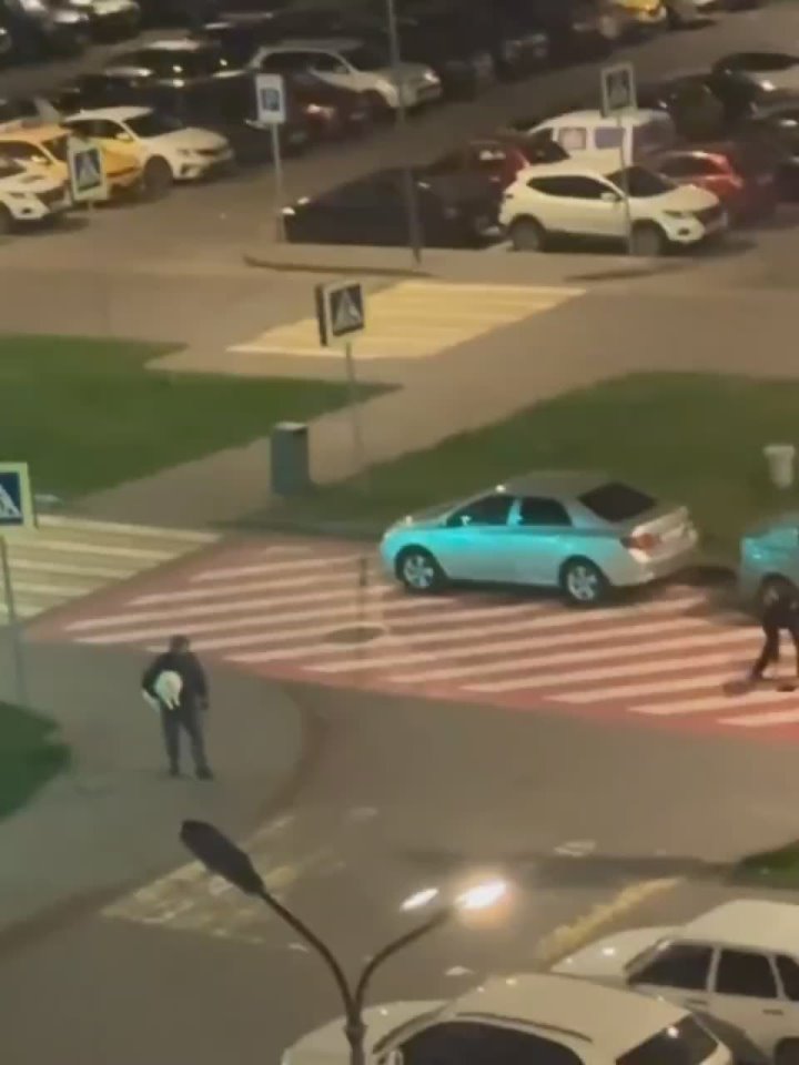 Ничего особенного, просто очередная бойня мигрантов в одном из ЖК: На этот раз дело дошло до ножей и топоров