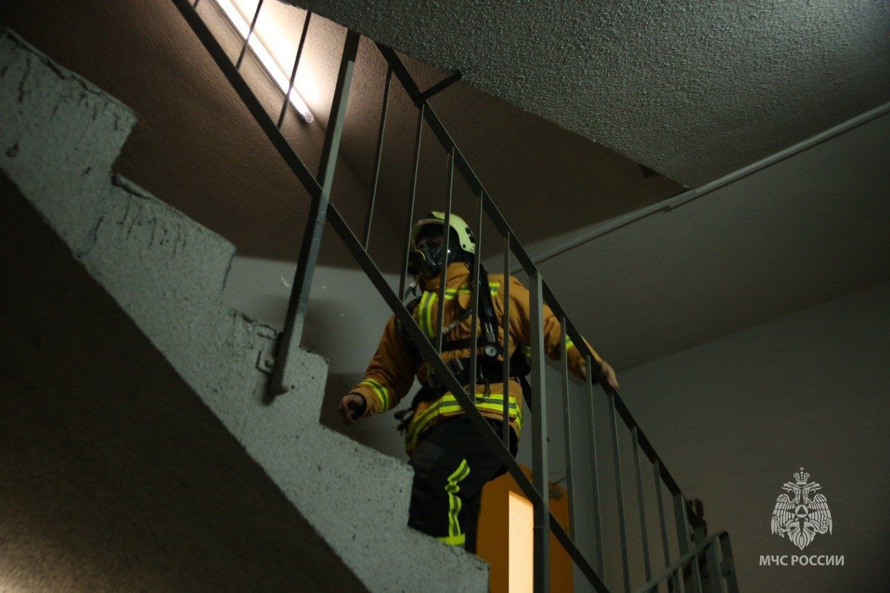 МЧС Санкт-Петербурга. Подписывайся на МЧС России в MAX | ВК МЧС Санкт-Петербурга. Подписывайся на МЧС России в MAX | ВК