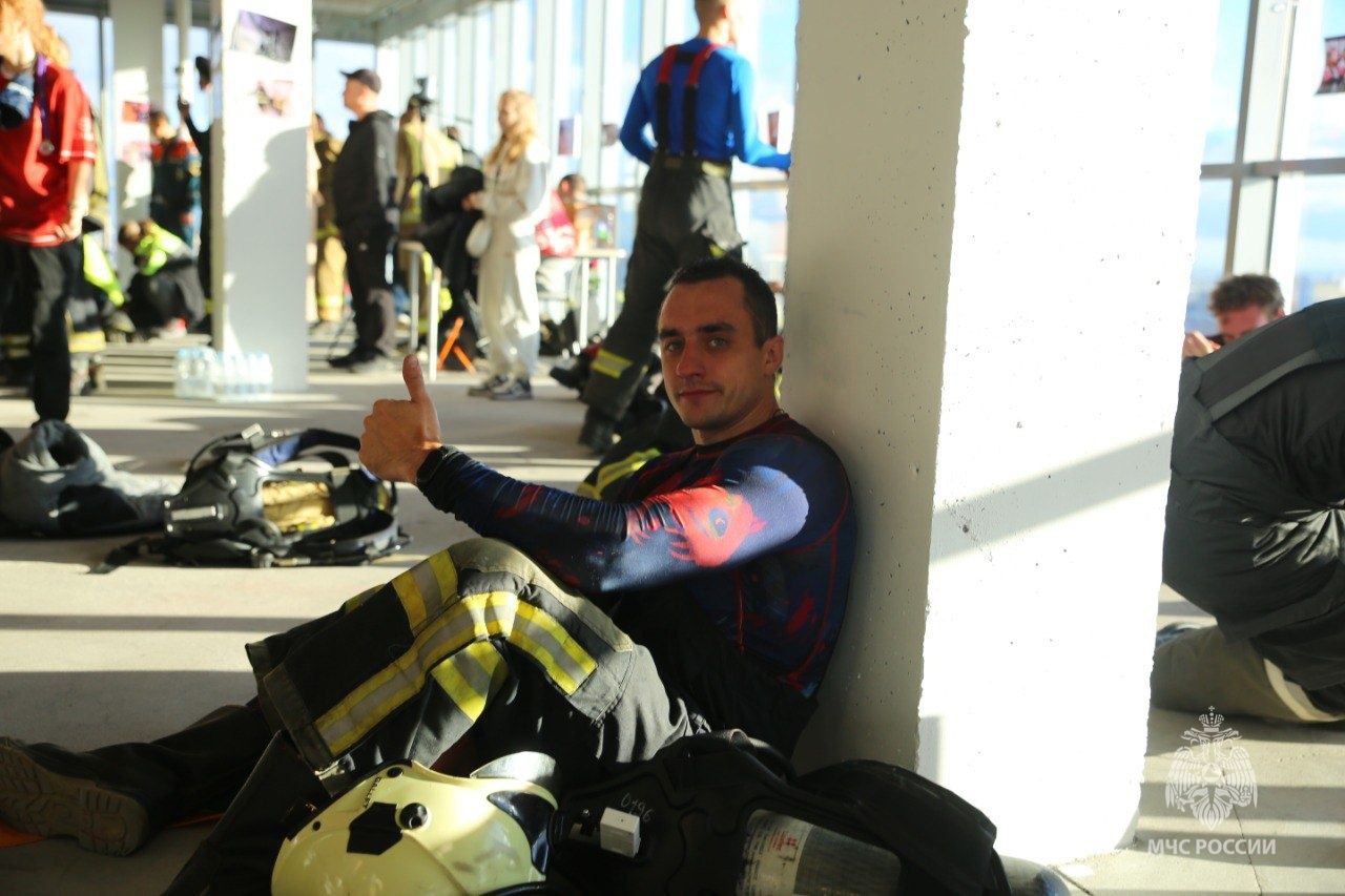 МЧС Санкт-Петербурга. Подписывайся на МЧС России в MAX | ВК МЧС Санкт-Петербурга. Подписывайся на МЧС России в MAX | ВК