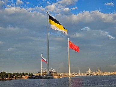 Два майора: О символическом единстве народов России