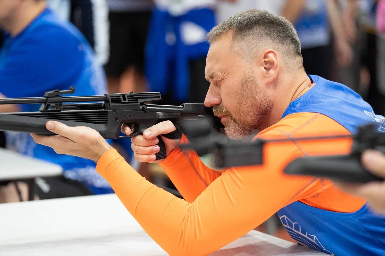 Вместе с активом «Единой России» принял участие в сдаче норм ГТО Вместе с активом «Единой России» принял участие в сдаче норм ГТО