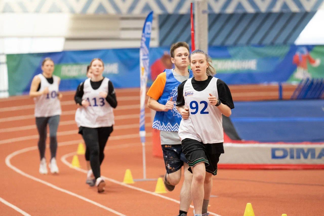 Вместе с активом «Единой России» принял участие в сдаче норм ГТО Вместе с активом «Единой России» принял участие в сдаче норм ГТО