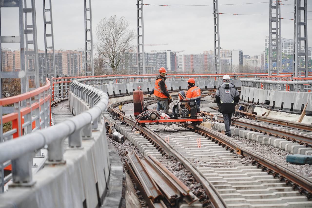 1 Первый участок новой трамвайной линии откроется в Петербурге до конца года 1 Первый участок новой трамвайной линии откроется в Петербурге до конца года
