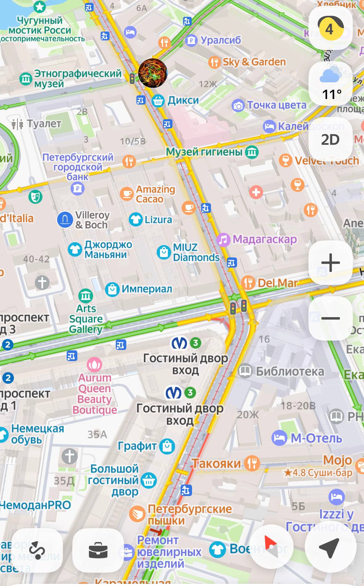 Столкновение каршеринга и машины «Почты России» стало причиной утреннего затора на Невском проспекте Столкновение каршеринга и машины «Почты России» стало причиной утреннего затора на Невском проспекте