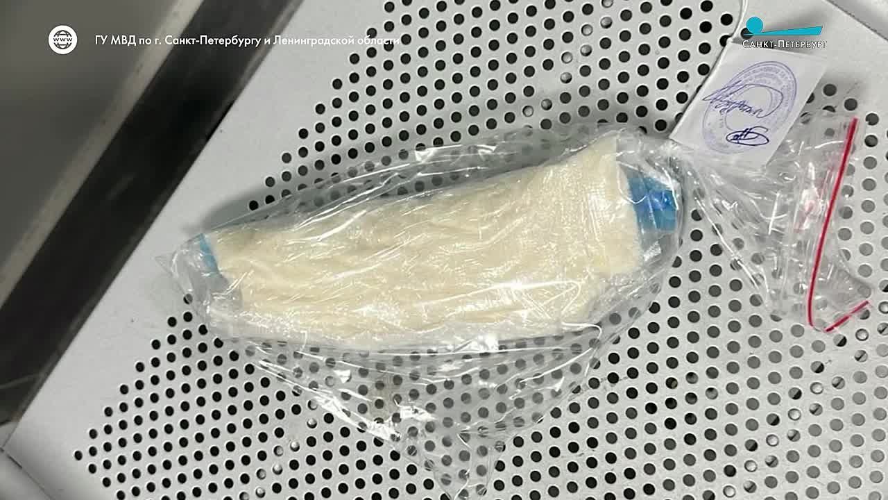 26-летнего гражданина Таджикистана с крупной партией мефедрона задержали 3 ноября в Кудрово