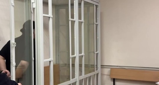 В Санкт-Петербурге суд огласил приговор начальнику автоколонны компании-перевозчика «Такси», который выпустил в рейс автобус, рухнувший в Мойку