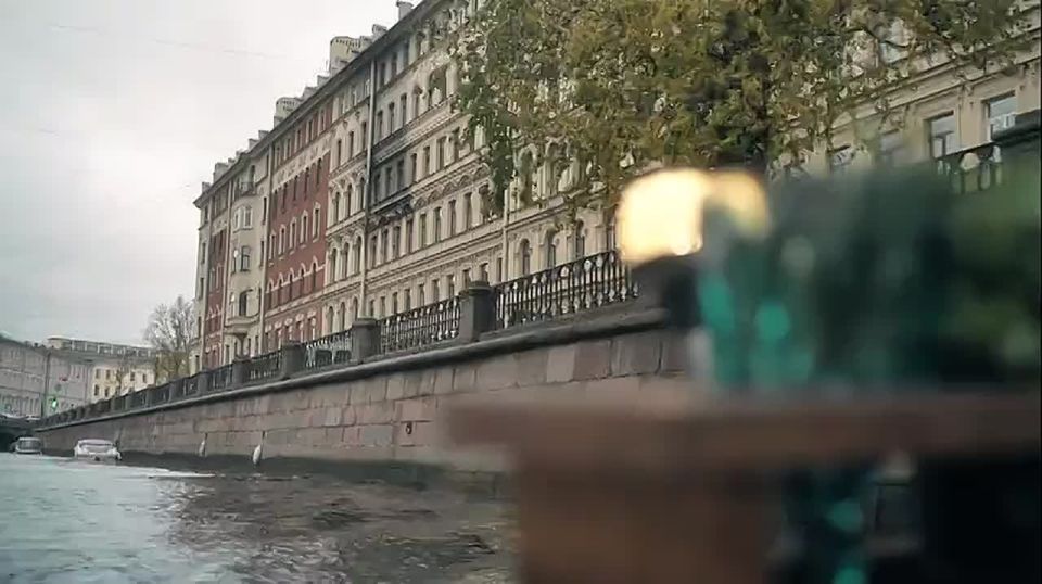 Туристические кораблики сегодня завершают свою работу — из-за окончания сезона навигации маломерных судов в Питере