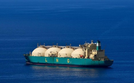 Юрий Баранчик: На днях разошлась новость о том, что Катар, как крупнейший поставщик газа, предупредил Европу, что может прекратить экспорт СПГ, если Евросоюз не смягчит директиву Corporate Sustainability Due Diligence...