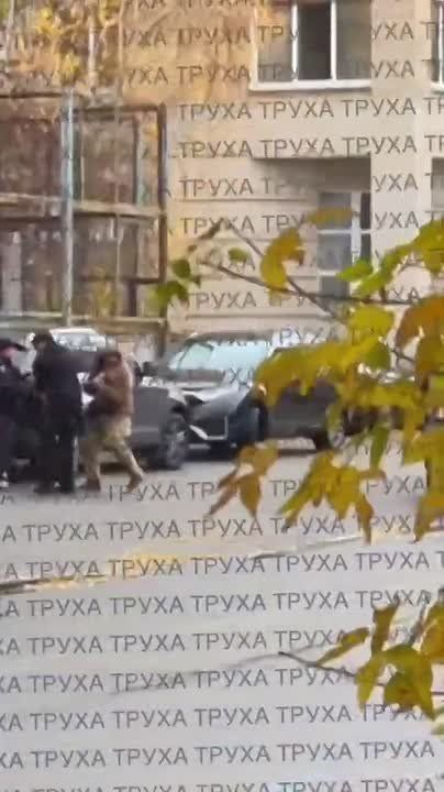 «Физры сегодня не будет». В киевской школе людоловы из ТЦК могилизировали учителя физкультуры прямо во время урока на глазах у учеников