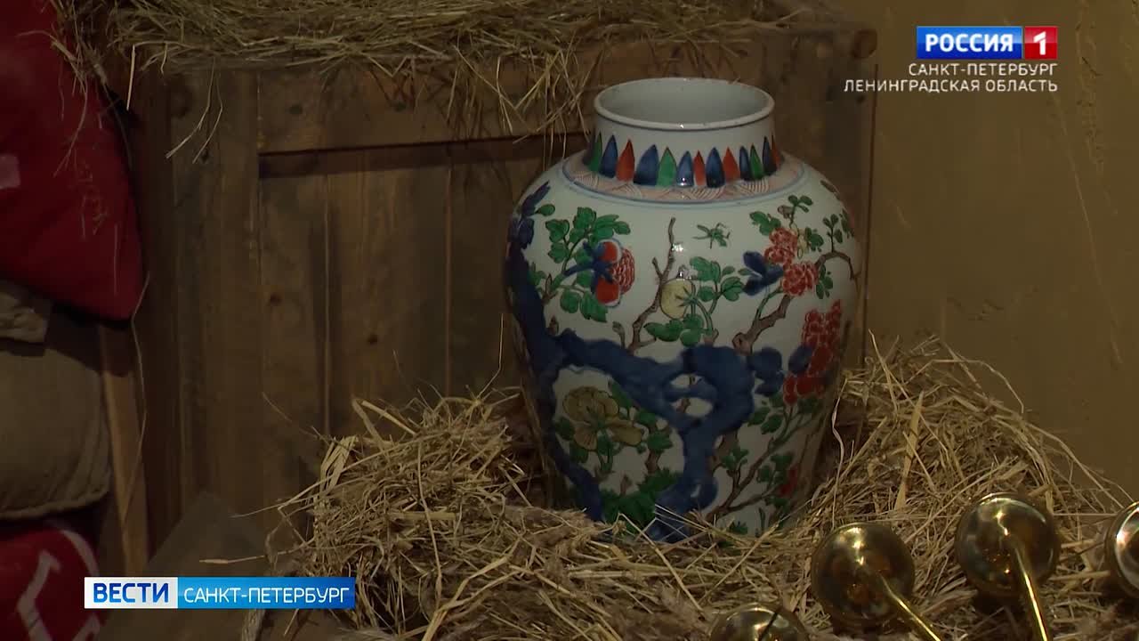 Посетителям музея-заповедника "Петергоф" рассказали, как создавали экспозицию "Подвиг возрождения"