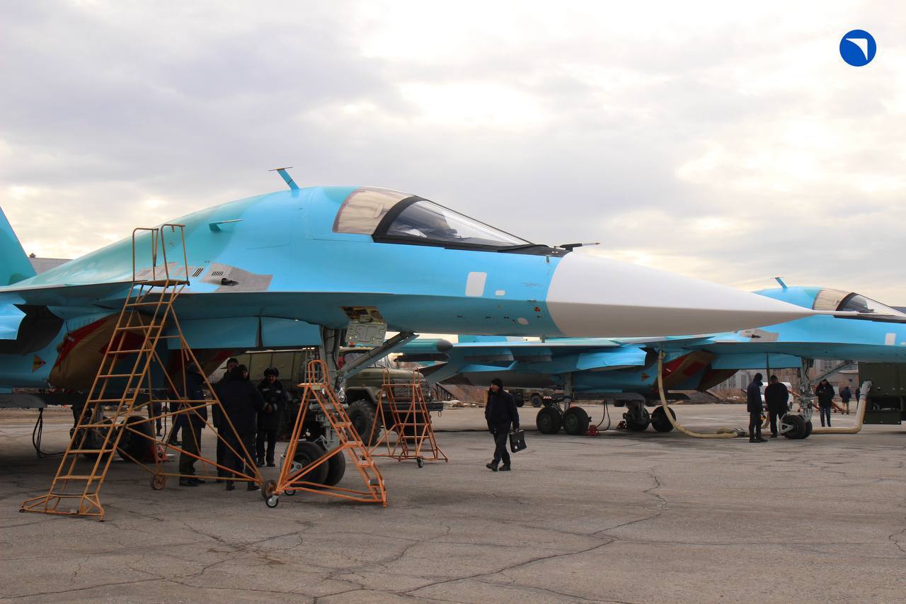 ОАК поставила Минобороны России очередную партию новых Су-34 ОАК поставила Минобороны России очередную партию новых Су-34