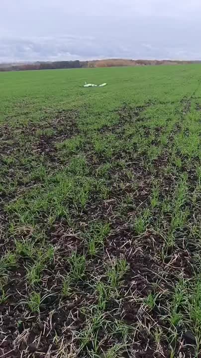 Обломки еще одного нового УМПК увеличенной дальности с ФАБ-500Т, не долетевшего к своей цели