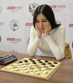 Шашистка Жанна Саршаева завоевала серебро на чемпионате мира