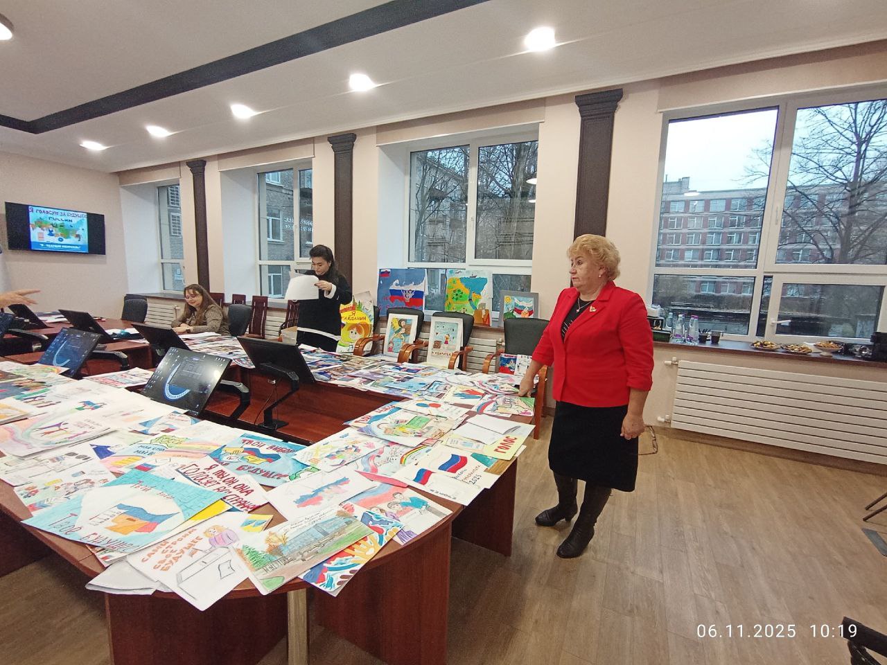 Сегодня состоялись заседания четырёх конкурсных комиссий по подведению итогов конкурсов "Я - будущий избиратель! ", " ЧИТАЙ! ДУМАЙ! ВЫБИРАЙ! ", " ВОЛОНТЁРЫ ИЗБИРКОМА" , "МЕДИАВЫБОРЫ" Сегодня состоялись заседания четырёх конкурсных комиссий по подведению итогов конкурсов "Я - будущий избиратель! ", " ЧИТАЙ! ДУМАЙ! ВЫБИРАЙ! ", " ВОЛОНТЁРЫ ИЗБИРКОМА" , "МЕДИАВЫБОРЫ"