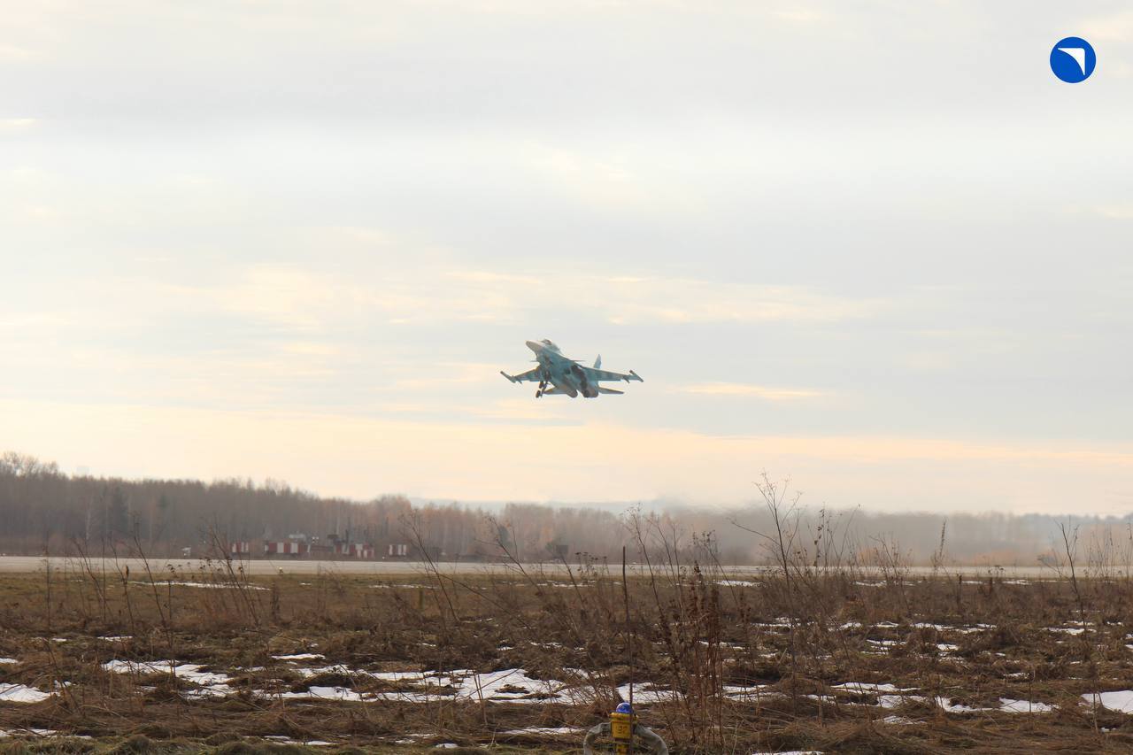 ОАК поставила Минобороны России очередную партию новых Су-34 ОАК поставила Минобороны России очередную партию новых Су-34