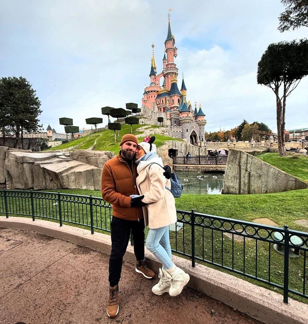 Разводил на миллионы, был осуждён за мошенничество и называл себя другом Павла Дурова