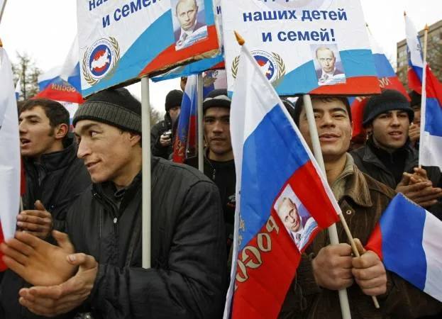 Мощные взрывы в оккупированной ВСУ Дружковке ДНР, работают "Герани" Мощные взрывы в оккупированной ВСУ Дружковке ДНР, работают "Герани"