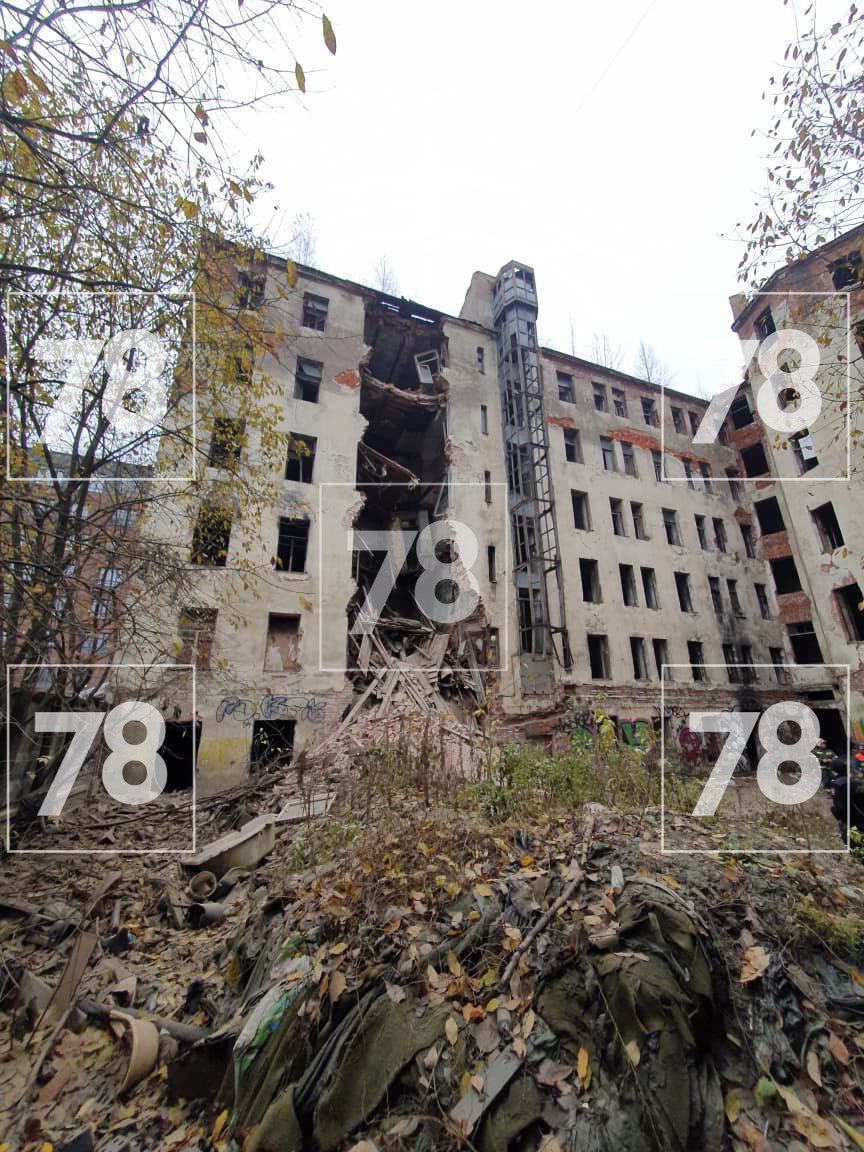 Кадры обрушения в здании на Розенштейна появились в распоряжении Кадры обрушения в здании на Розенштейна появились в распоряжении