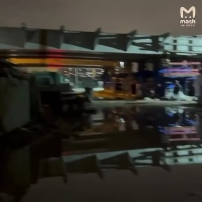 Мощный потоп в кошачьем приюте на Октябрьской набережной прямо сейчас — вода в помещении с хвостиками поднялась уже на 20 см. Под угрозой более 50 пушистиков — в том числе больных и ослабленных