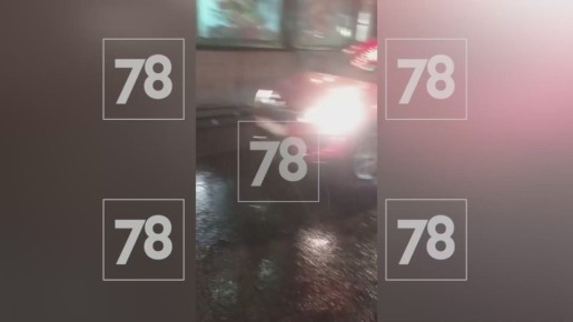 Пешеход устроил аварию на дороге у станции метро «Петроградская»