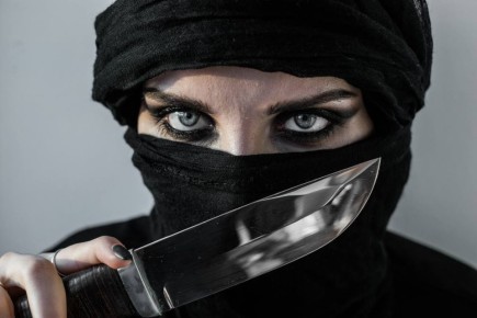 Во Франции задержаны три молодые женщины по подозрению в подготовке теракта в Париже