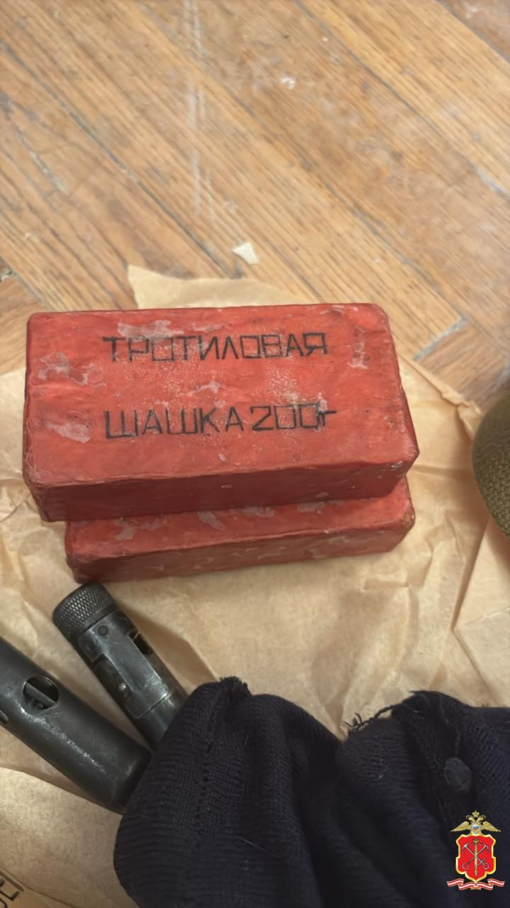 Привет из 90-х: жительница Кронштадта после смерти мужа узнала его опасный секрет Привет из 90-х: жительница Кронштадта после смерти мужа узнала его опасный секрет