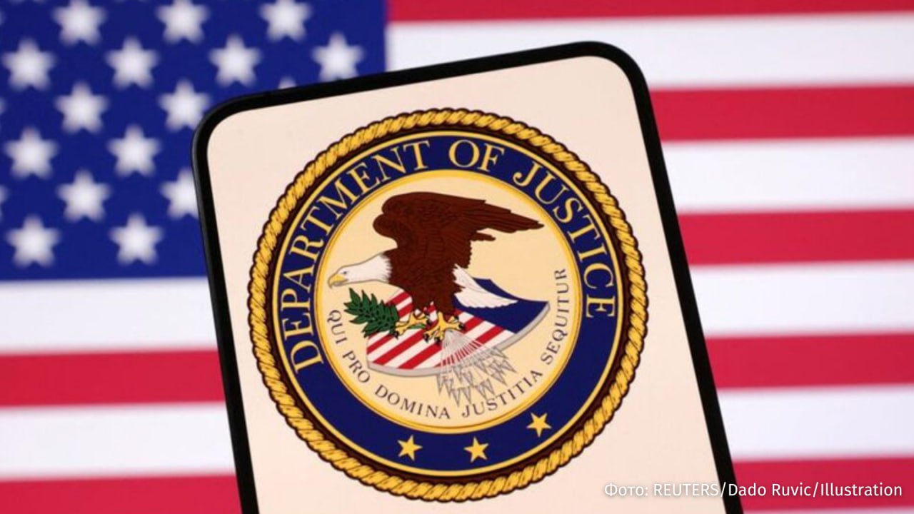 Опасные связи: Суд США вызвал экс-директора ЦРУ и экс-сотрудников ФБР якобы из-за связей Трампа с Россией