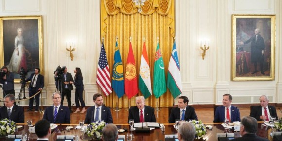 Елена Панина: Институт Куинси: Активизация США а Средней Азии не должна превратиться в "Большую игру"