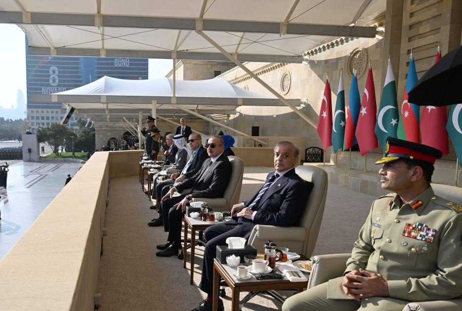 Сергей Мардан: В Баку вчера прошёл парад по случаю очередной годовщины победы в 44-дневной войне Сергей Мардан: В Баку вчера прошёл парад по случаю очередной годовщины победы в 44-дневной войне