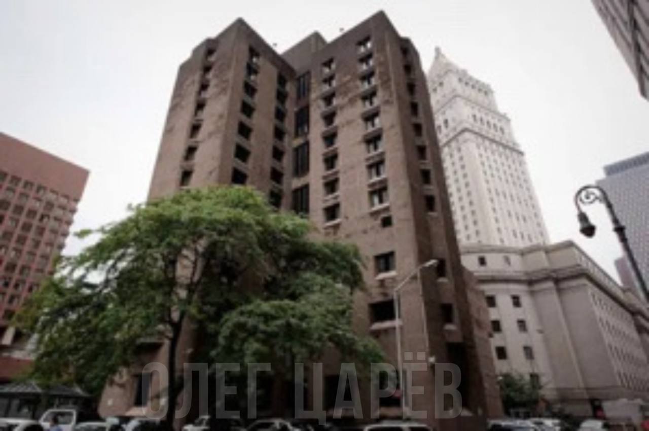 Олег Царёв: В 2019 году окружная прокуратура Манхэттена предлагала финансисту Эпштейну, обвиняемому в сексуальной эксплуатации, насилии и тд, сделку: свободу в обмен на показания против Дональда Трампа, — пишет New York Post Олег Царёв: В 2019 году окружная прокуратура Манхэттена предлагала финансисту Эпштейну, обвиняемому в сексуальной эксплуатации, насилии и тд, сделку: свободу в обмен на показания против Дональда Трампа, — пишет New York Post