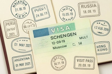 Москва готовит симметричный ответ на очередную враждебную выходку Брюсселя, запретившего выдачу многократных виз жителям России