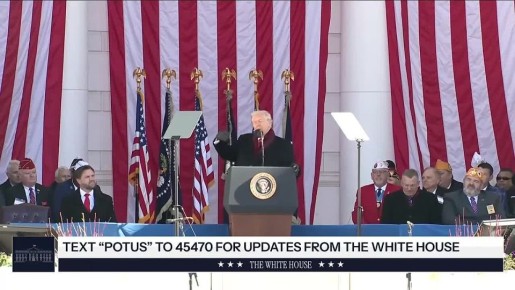 Трамп требует свой парад: американский президент позавидовал русскому Дню Победы