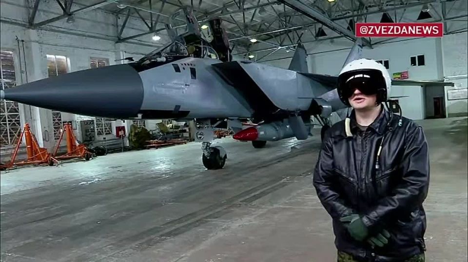 ФСБ сорвала план ГУР Украины и британской разведки по захвату русского МиГ-31 с ракетой «Кинжал»