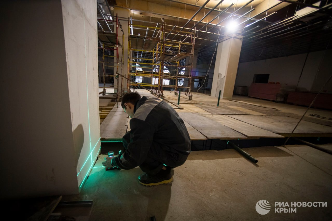 На строительство детского центра театрального искусства в Симферополе потратят 2 миллиарда рублей На строительство детского центра театрального искусства в Симферополе потратят 2 миллиарда рублей