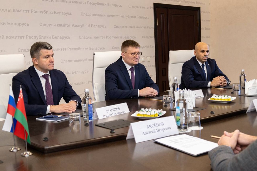 Сергей Лебедев встретился с председателем Следственного комитета Республики Беларусь Дмитрием Горой Сергей Лебедев встретился с председателем Следственного комитета Республики Беларусь Дмитрием Горой