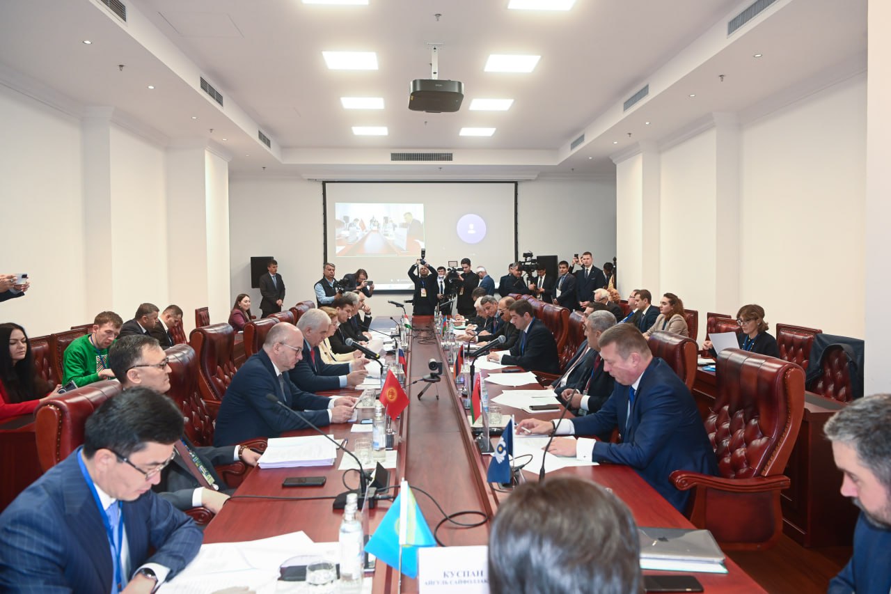 Сенаторы приняли участие в заседаниях постоянных Комиссий МПА СНГ в столице Таджикистана г. Душанбе Сенаторы приняли участие в заседаниях постоянных Комиссий МПА СНГ в столице Таджикистана г. Душанбе