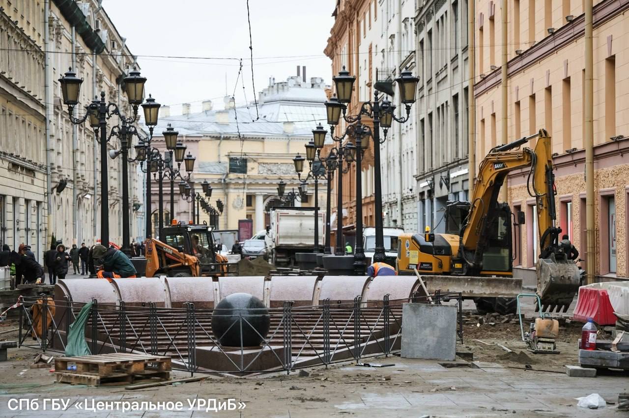 На Малой Садовой улице начался ремонт — «гуляющих» плит больше не будет На Малой Садовой улице начался ремонт — «гуляющих» плит больше не будет