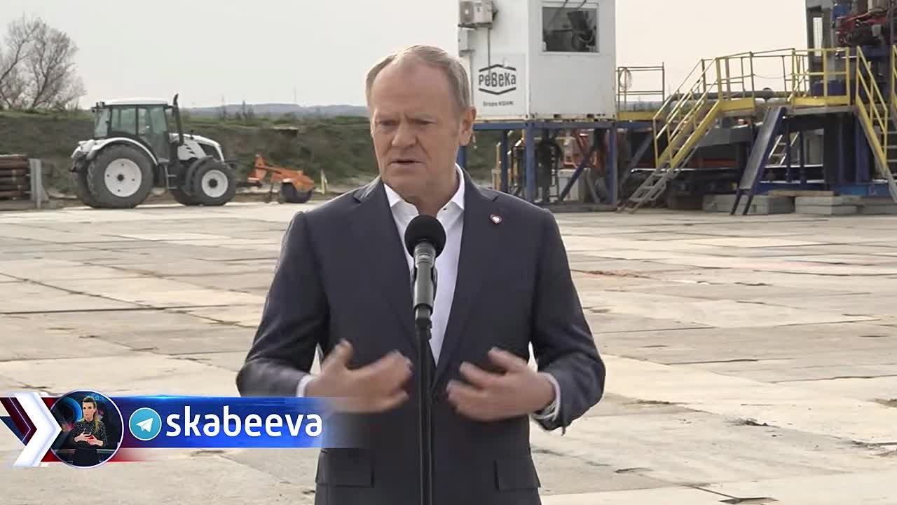 Туск заявил, что стало сложнее убеждать партнеров оплачивать войну Украины против России
