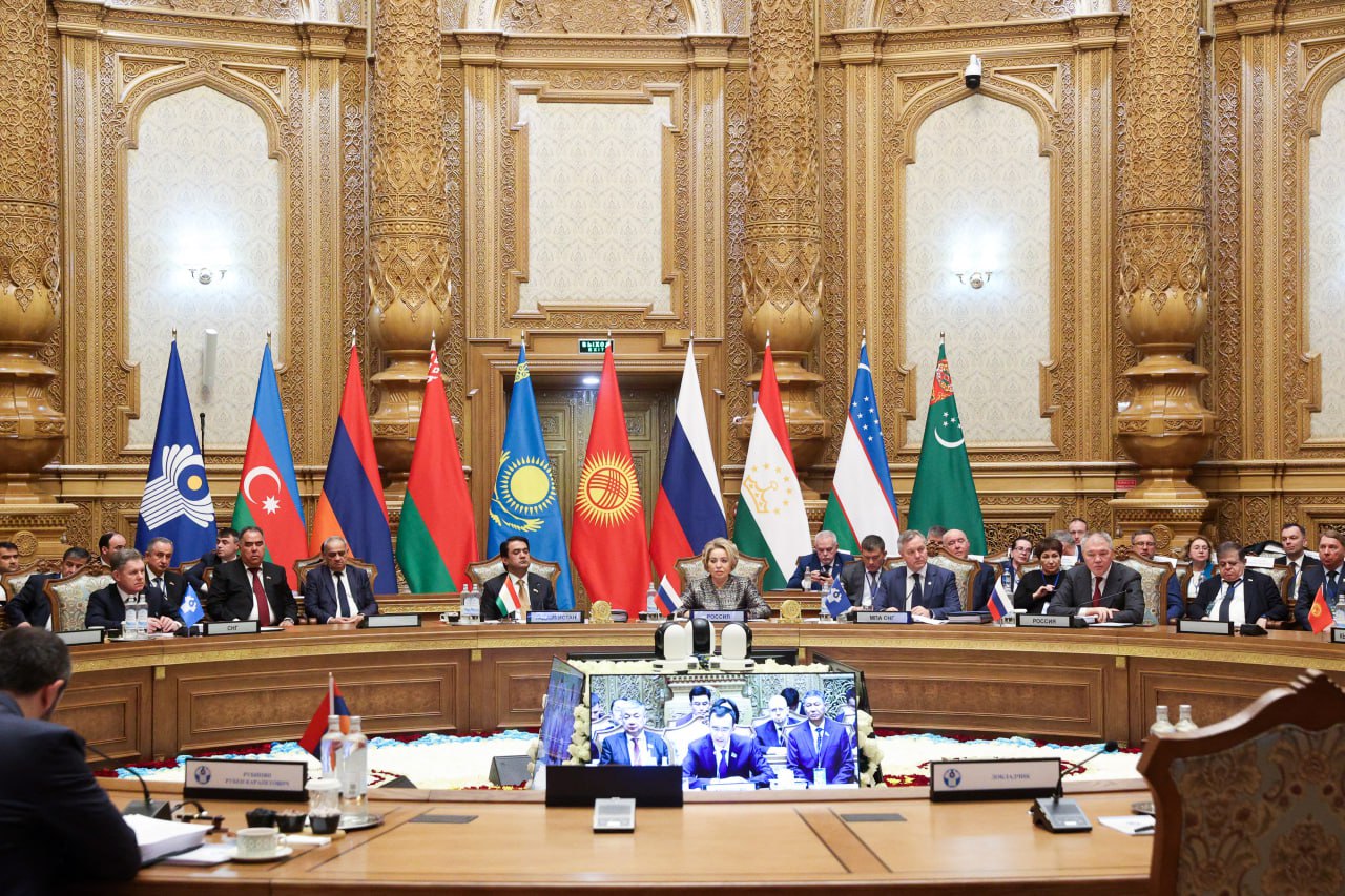 Валентина Матвиенко провела 59-е пленарное заседание МПА СНГ Валентина Матвиенко провела 59-е пленарное заседание МПА СНГ