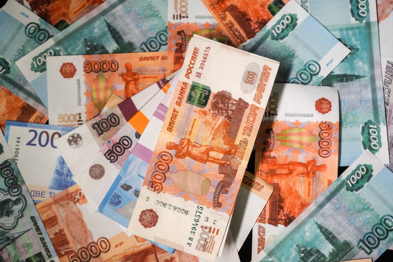 Оператора сотовой связи оштрафовали на 7 млн рублей после обмана петербурженки мошенниками