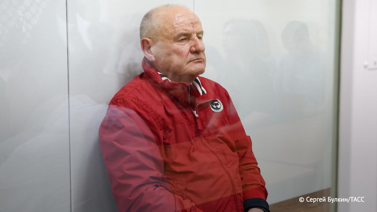 Подрядчики парка "Патриот" незаконно работали на даче генерала Павла Попова, ущерб от фиктивных договоров составляет 25,9 млн руб