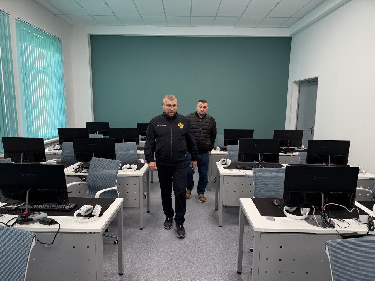 Валерий Пикалёв посетил филиал Российской таможенной академии в Санкт-Петербурге Валерий Пикалёв посетил филиал Российской таможенной академии в Санкт-Петербурге